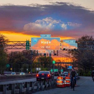 下药迷奷女教师的囯产片
